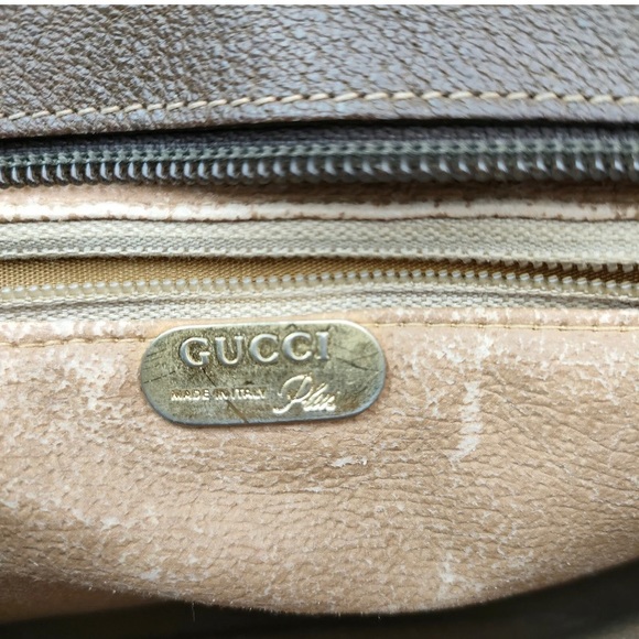Authentic Vintage GUCCI PLUS GG Clutch - Picture 8 of 10